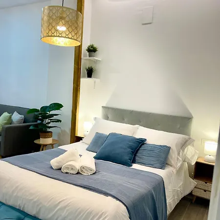 Urban Loft Ave Maria Zambrano Apartament