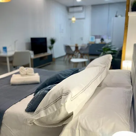 Urban Loft Ave Maria Zambrano * Malaga